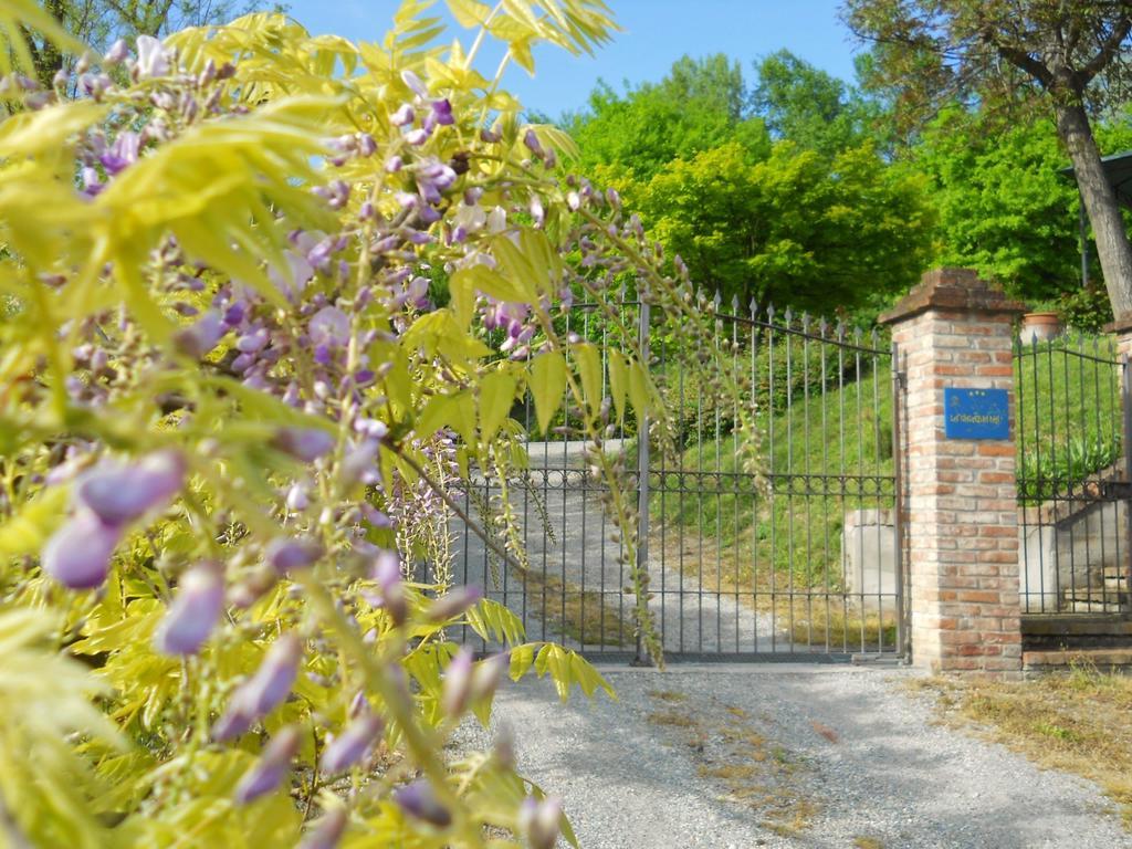 Diano dʼAlba Tenuta Calabiana חדר תמונה