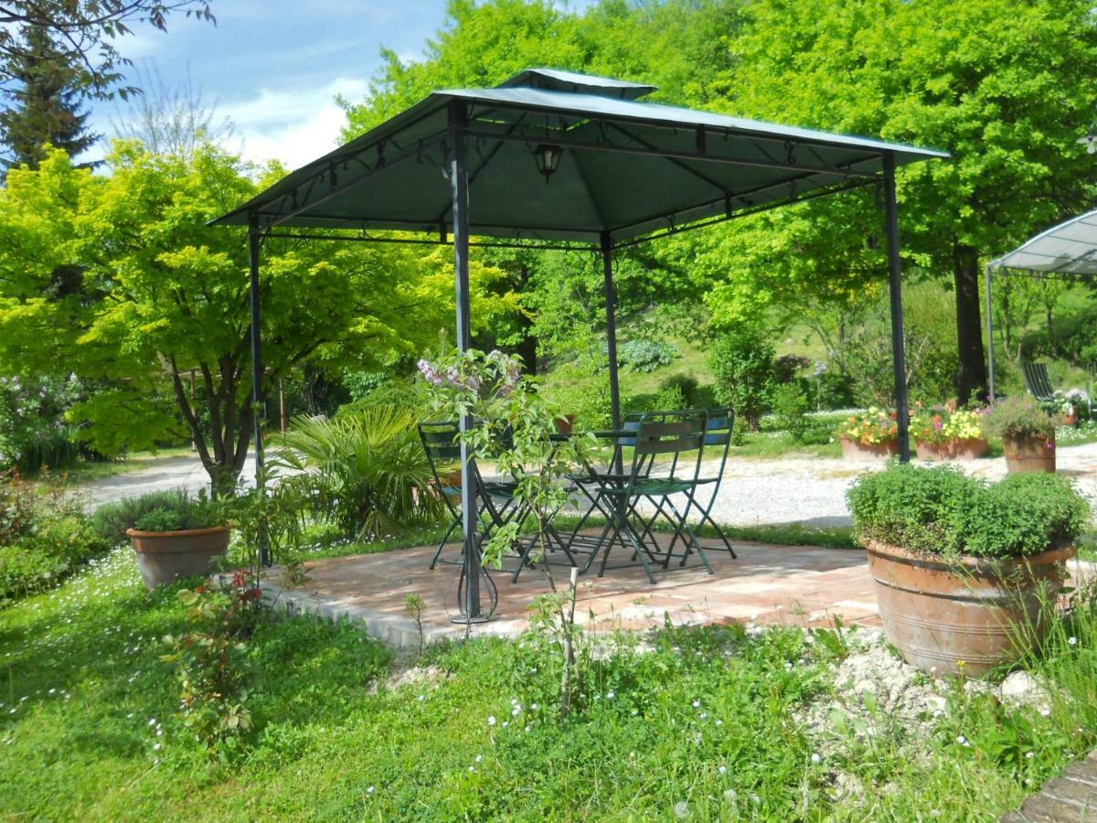Diano dʼAlba Tenuta Calabiana מראה חיצוני תמונה