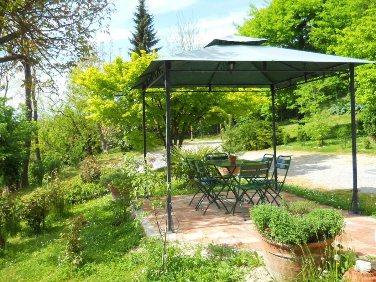 Diano dʼAlba Tenuta Calabiana מראה חיצוני תמונה